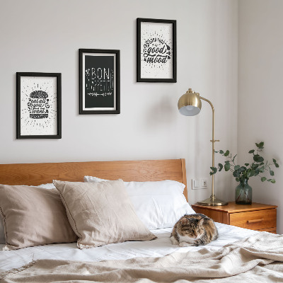 Bilderwand Grafiken mit Slogans rund um Essen und Kulinarik