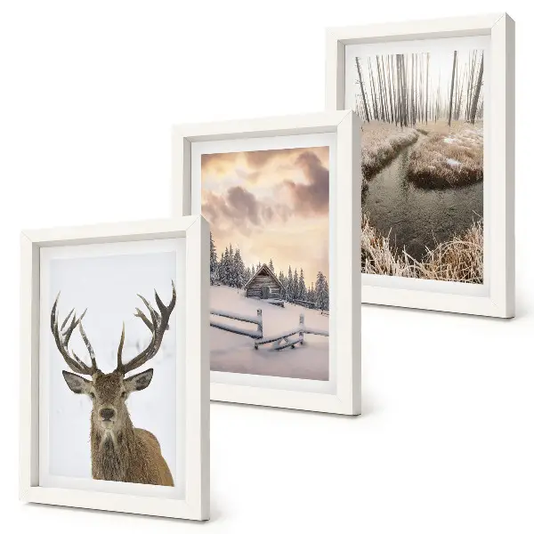 Bilderwand mit Winterlandschaft, Hirschhütte und Bach