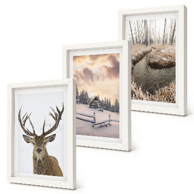 Bilderwand Winterlandschaft mit einer Hirschhütte und einem Bach