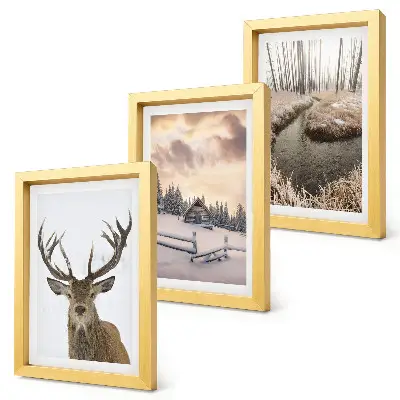 Bilderwand mit Winterlandschaft, Hirschhütte und Bach