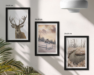 Bilderwand Winterlandschaft mit einer Hirschhütte und einem Bach