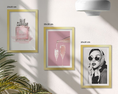 Bilderset mit rahmen Stilvolle feminine Accessoires in Rosatönen