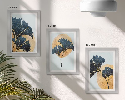 Bilderwand Ästhetische Ginkgoblätter auf hellem Hintergrund