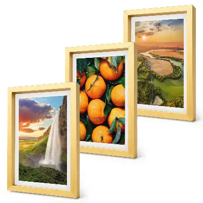 Bilderset mit Rahmen italienische Landschaft mit Wasserfall, Bergen und Sonnenuntergang