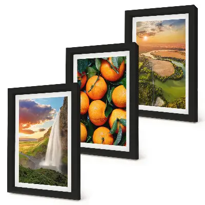 Bilderset mit Rahmen italienische Landschaft mit Wasserfall, Bergen und Sonnenuntergang