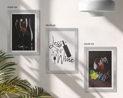 Fotowand Weingläser mit Trauben und einer Inschrift über Wein