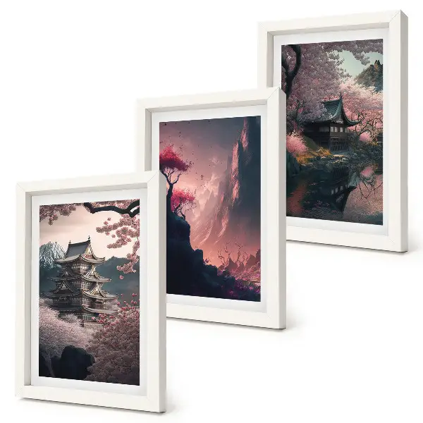 Bilderwand mit Fantasielandschaften und Bergmotiven aus Japan