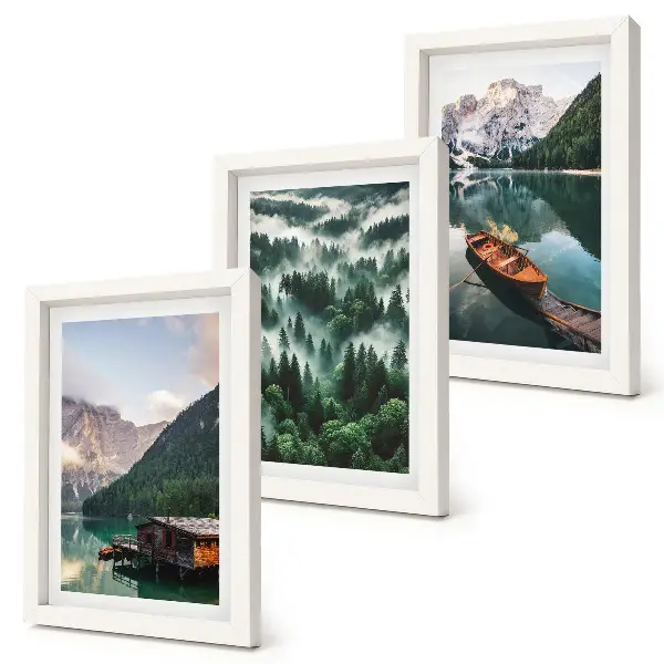 Bilderwand Berglandschaften mit See, Boot und nebligem Wald