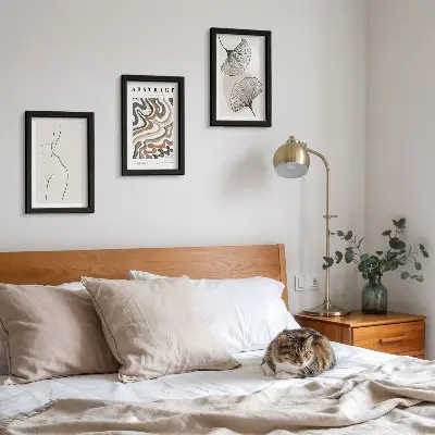 Fotowand mit abstraktem Poster in femininem Boho-Stil mit Blattformen