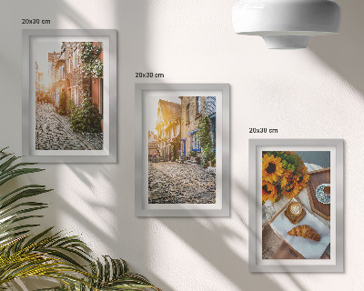 Bilderwand Charmante Straßen mit Kaffee und Sonnenblumen