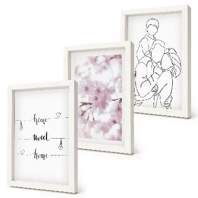 Fotowand mit Blumen und Familie im minimalistischen Design