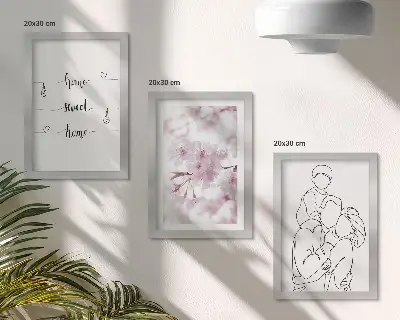 Fotowand mit Blumen und Familie im minimalistischen Design