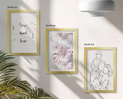 Fotowand mit Blumen und Familie im minimalistischen Design