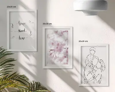 Fotowand mit Blumen und Familie im minimalistischen Design
