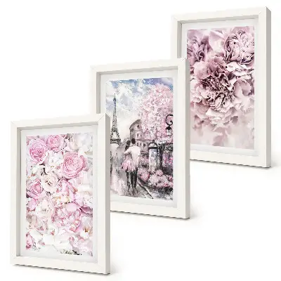Bilderwand mit romantischer Landschaft aus Blumen in Rosatönen