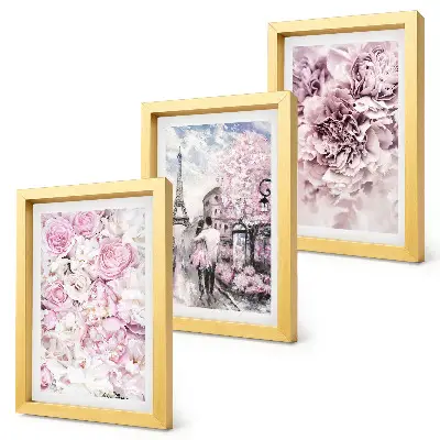 Bilderwand mit romantischer Landschaft aus Blumen in Rosatönen