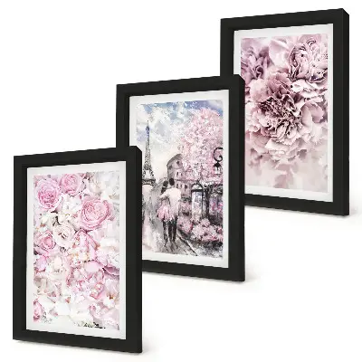 Bilderwand mit romantischer Landschaft aus Blumen in Rosatönen