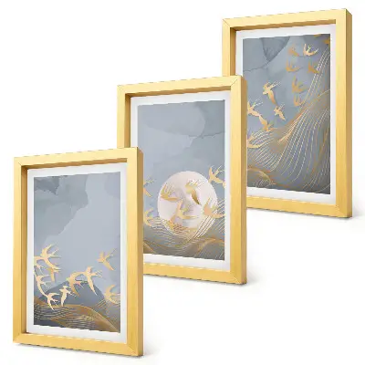 Bilderwand mit dem Motiv Vögel im Flug vor Himmel und Mond