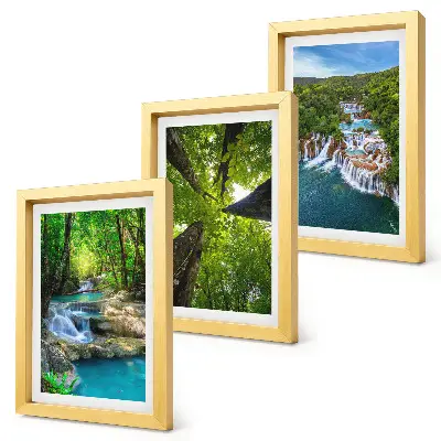 Bilderwand mit Wasserfällen in einem grünen Wald und kristallklarem Wasser