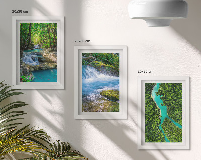 Fotowand Grüne Wälder und kristallklare Flusswasser