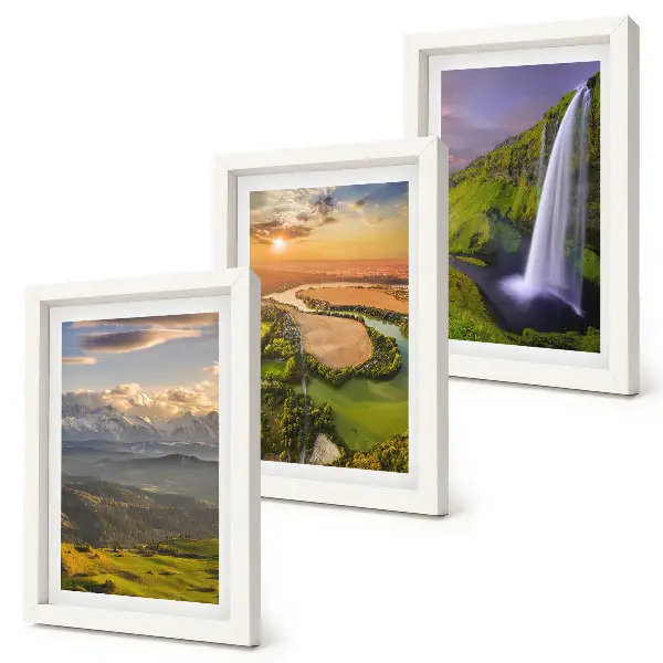Bilderwand mit Bergfluss- und Wasserfallmotiven in der Natur