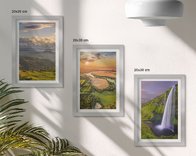 Bilderwand Bergfluss- und Wasserfallblicke in der Natur