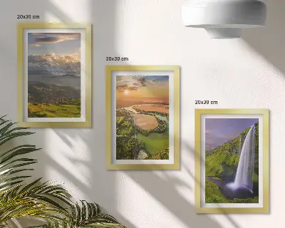 Bilderwand mit Bergfluss- und Wasserfallmotiven in der Natur