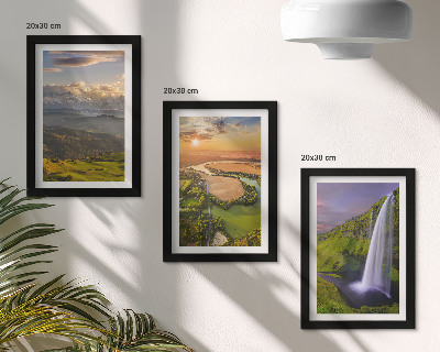 Bilderwand Bergfluss- und Wasserfallblicke in der Natur