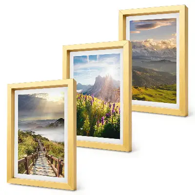Bilderwand mit Berglandschaften, Blumen, Himmel und Weg