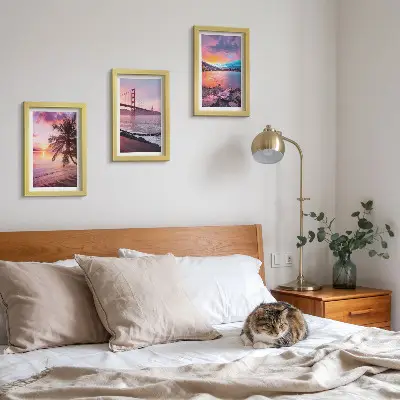 Fotowand mit Sonnenuntergängen über der Brücke und der Wasserlandschaft