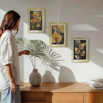 Bilderset mit Blättern in Gelbtönen auf dunklem Hintergrund