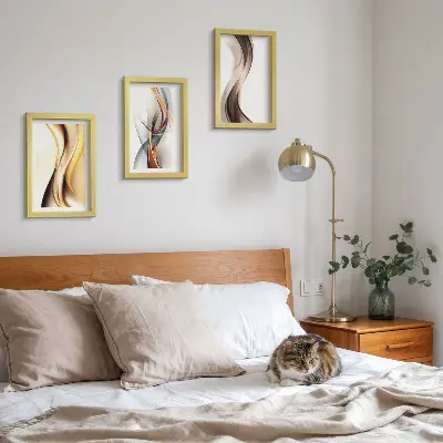 Bilderwand mit Wellenmotiv in Gelb-, Grau- und Brauntönen