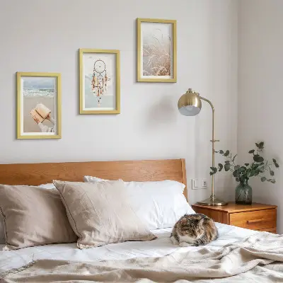 Bilderwand friedliche Landschaften mit zarten Sommeransichten im Boho-Stil