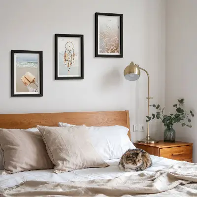Bilderwand friedliche Landschaften mit zarten Sommeransichten im Boho-Stil