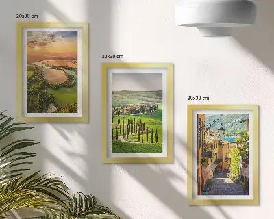 Fototapete italienische Landschaft mit Fluss, Hügeln und Stadtgasse