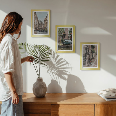 Bilderwand Ruhige Stadtansichten von Gebäuden