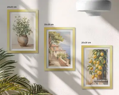 Bilderwand mit Blumen in einer Vase, Meerblick und Zitronen