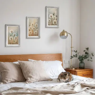 Bilderwand Löwenzahnblüten vor einem Hintergrund in Pastellfarben