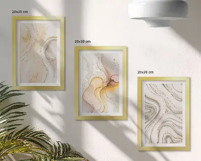 Bilderwand mit abstrakten warmen Mustern und eleganten Motiven