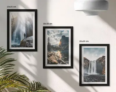 Bilderwand mit Wasserfällen in den Bergen und wunderschönen Naturlandschaften