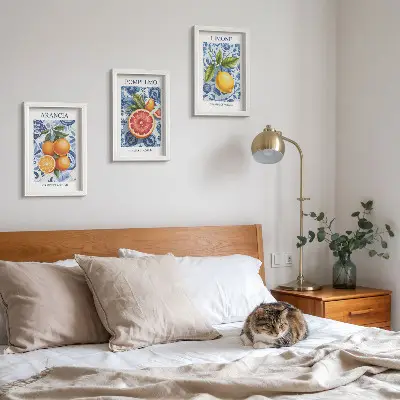 Bilderwand mit Vintage-Illustrationen von Zitrusfrüchten