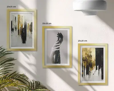 Bilderwand mit abstrakten Malmustern und zwei Händen