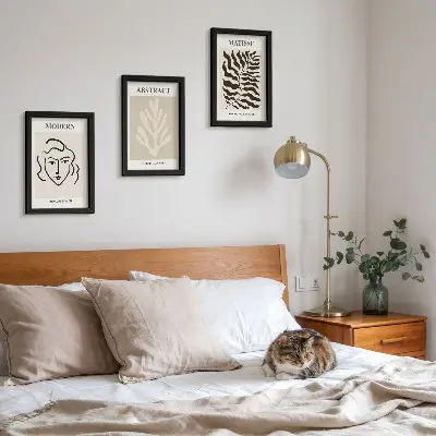 Fotowand mit Gesichts- und Blätterillustrationen im Stil von Henri Matisse