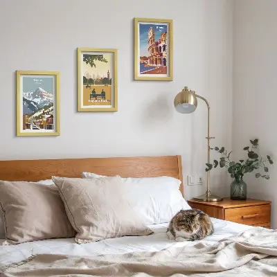 Bilderwand mit Motiven aus dem Ouray Park in London und dem Kolosseum in Rom