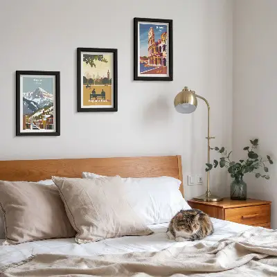 Bilderwand mit Motiven aus dem Ouray Park in London und dem Kolosseum in Rom