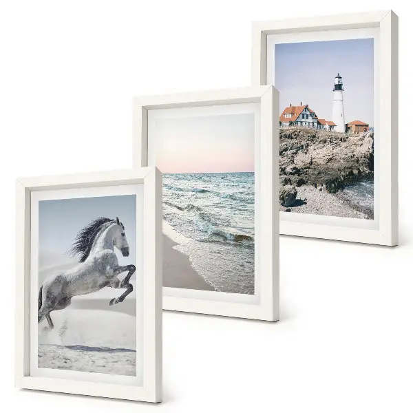 Bilderwand mit Pferden in Bewegung, Strand, Leuchtturm und Wasserwellen
