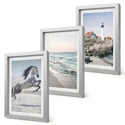 Bilderwand mit Pferden in Bewegung, Strand, Leuchtturm und Wasserwellen
