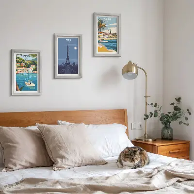 Fotowand mit Ansichten von Küstenstädten und ihrer Architektur