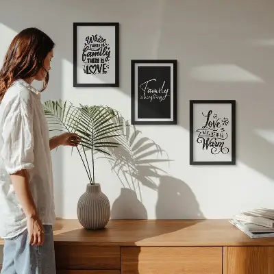 Bilderset mit Rahmen mit inspirierenden Zitaten über Familie, Liebe, Wärme und Zuhause