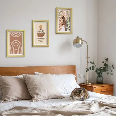 Fotowand mit stilvollen Mustern aus Pflanzenmotiven und geometrischen Formen